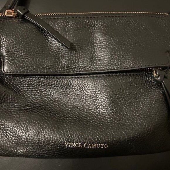 Black pebbled leather Vince Camuto Crossbody bag - Picture 2 of 6